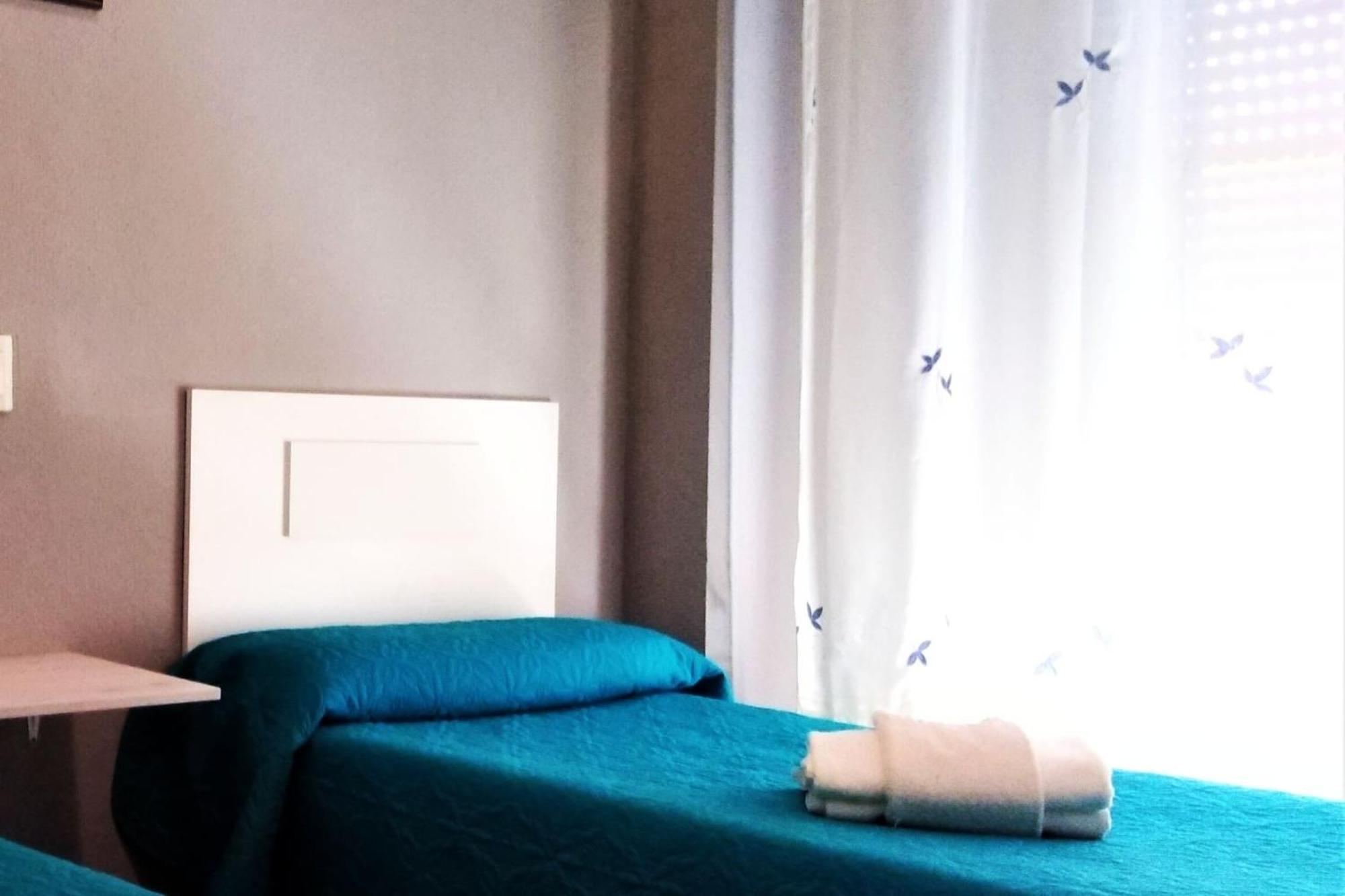 Vacansis Habitaciones De Hostal A Primera Linea De Playa En Cullera Eksteriør bilde
